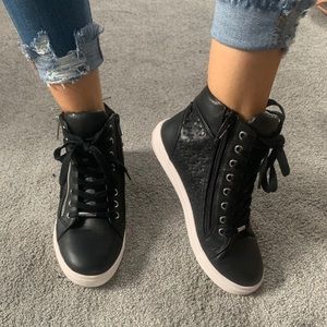 Steve Madden sneakers 👟